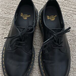 NWOT-Dr. Martens Black Oxford Shoes with Air-Cushioned Sole